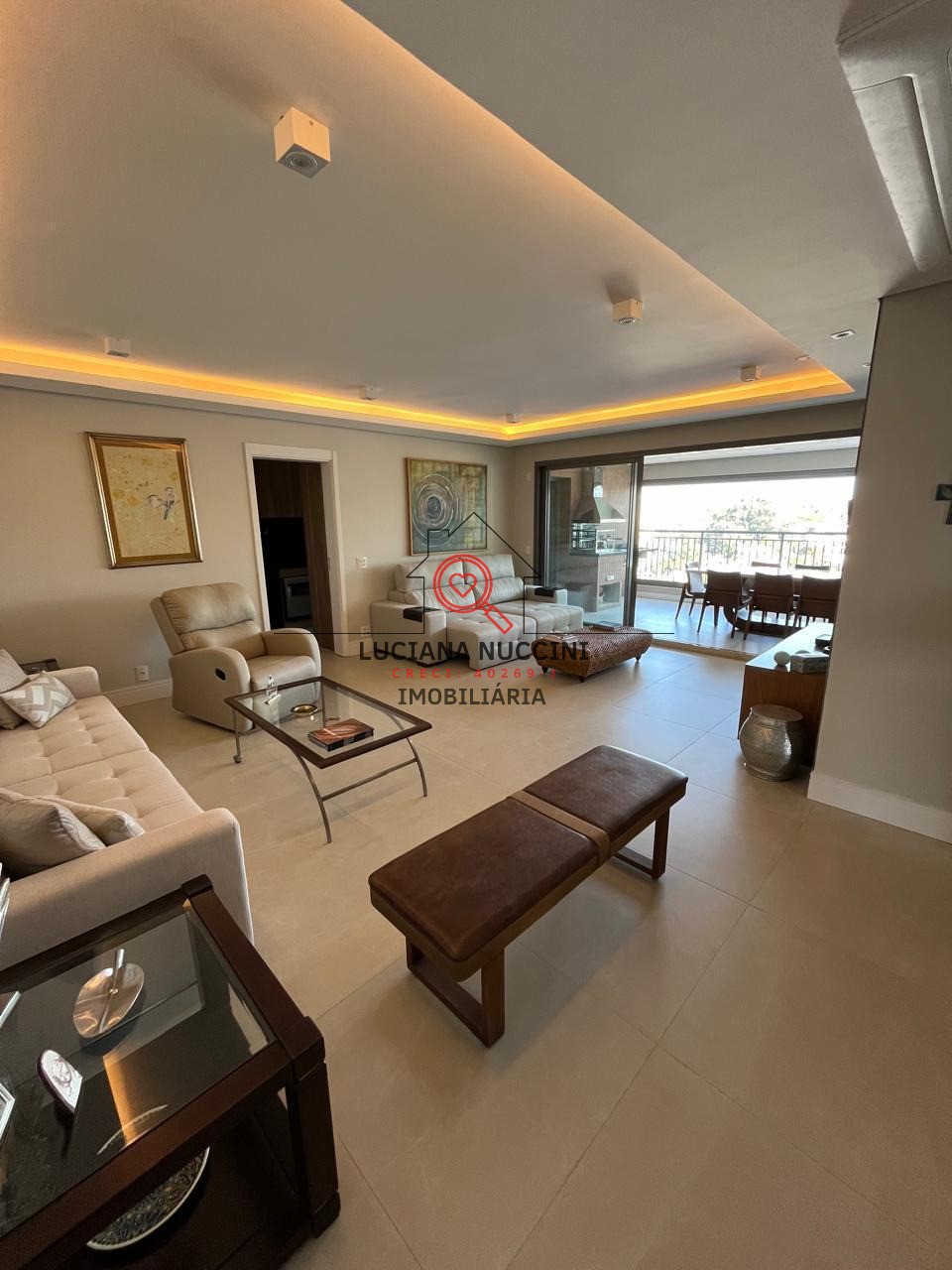 Apartamento de Luxo para Locação na Vila Clementino - São Paulo-SP: 3 Quartos, 3 Suítes, 2 Salas, 4 Banheiros.