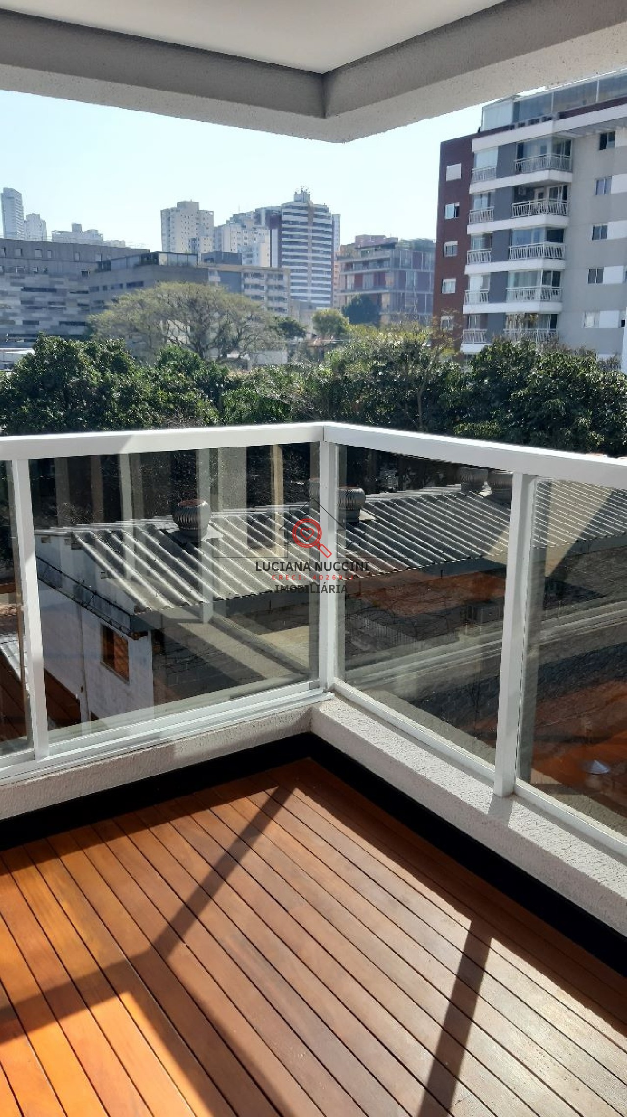 Studio à venda em Pinheiros, São Paulo-SP: 1 quarto, 1 sala, 1 banheiro, 1 vaga de garagem, 30m² de área. Venha conferir!