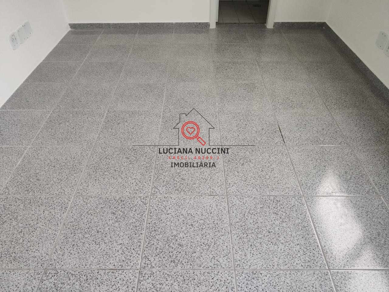 Conjunto comercial à venda em são paulo-sp: sala com 30m², 2