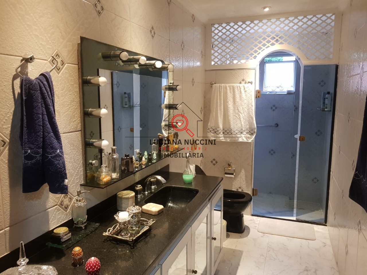 Venda de Apartamento na Bela Vista, São Paulo-SP: 3 Quartos, 1 Suite, 3 Banheiros, 1 Vaga de Garagem, 170m².