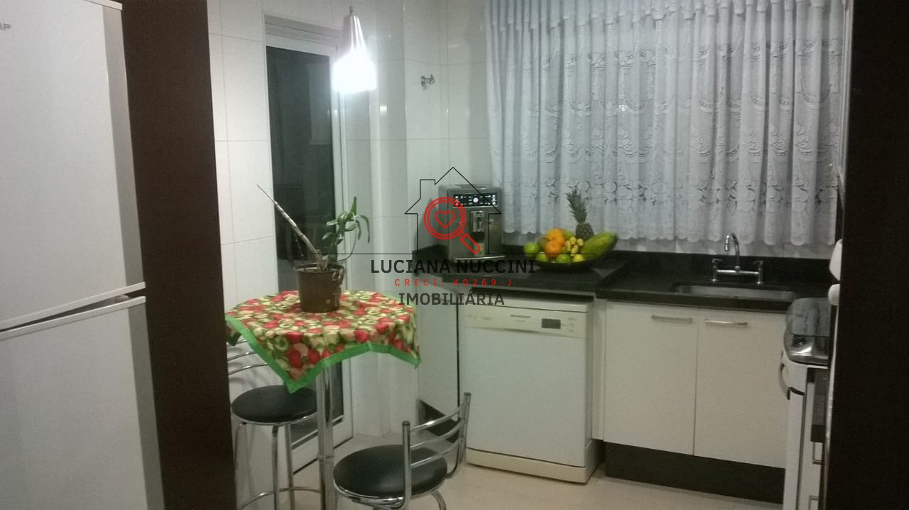 Apartamento de luxo com 3 suítes e 4 vagas na Vila Monumento, São Paulo-SP! 141m² de sofisticação e conforto.