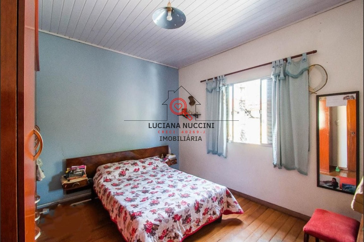 Casa à venda em São Paulo-SP, bairro Ipiranga, 3 quartos, 2 banheiros, 2 vagas de garagem, 132,00 m² de área!