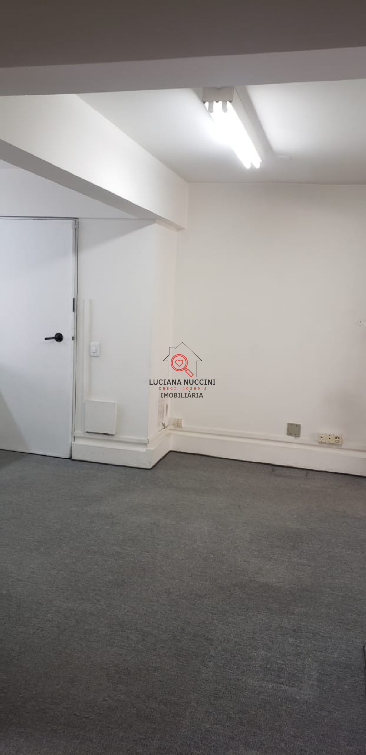 Oportunidade única: seu novo conjunto comercial na vila mari