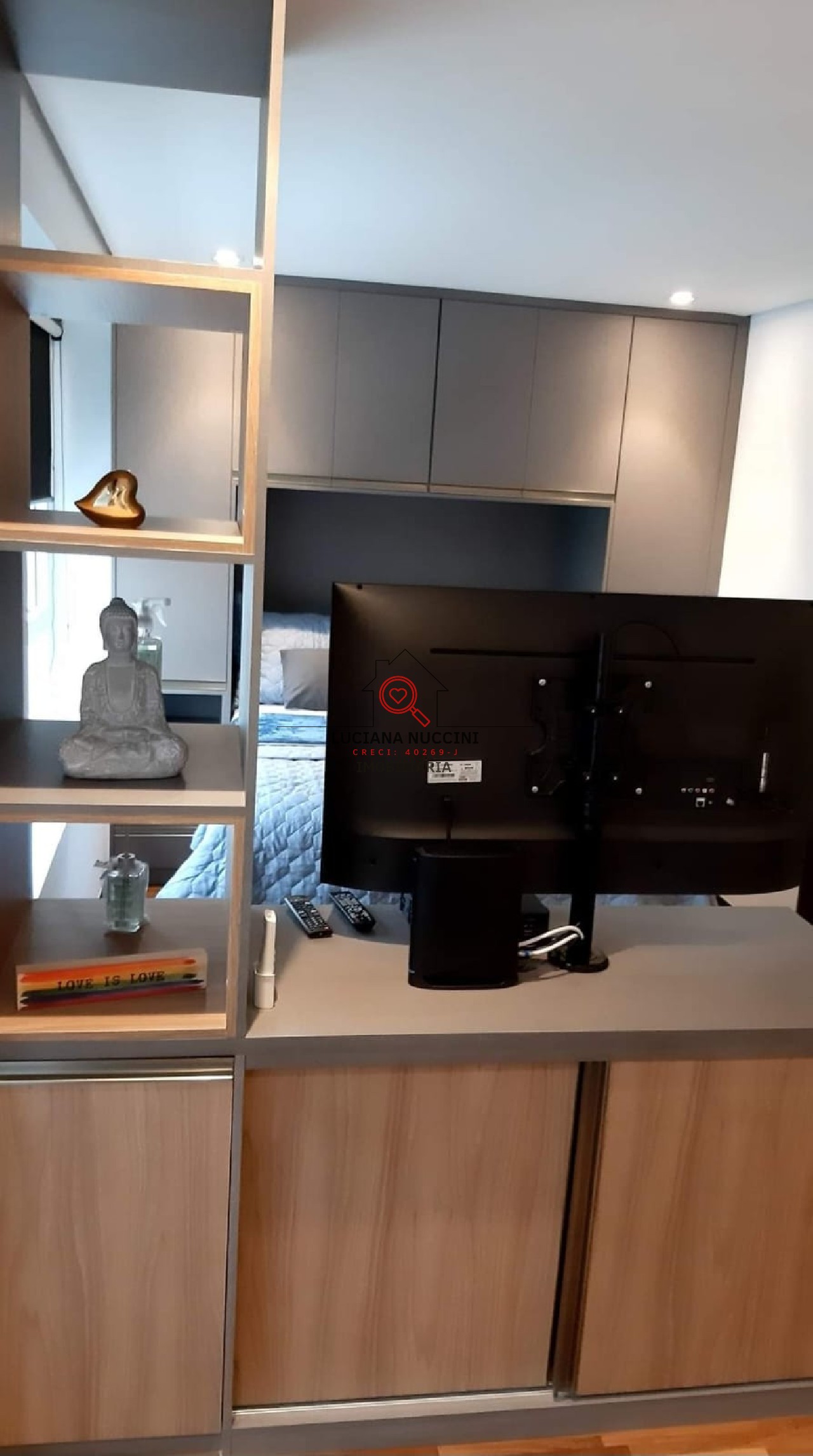 Studio à venda em Pinheiros, São Paulo-SP: 1 quarto, 1 sala, 1 banheiro, 1 vaga de garagem, 30m² de área. Venha conferir!