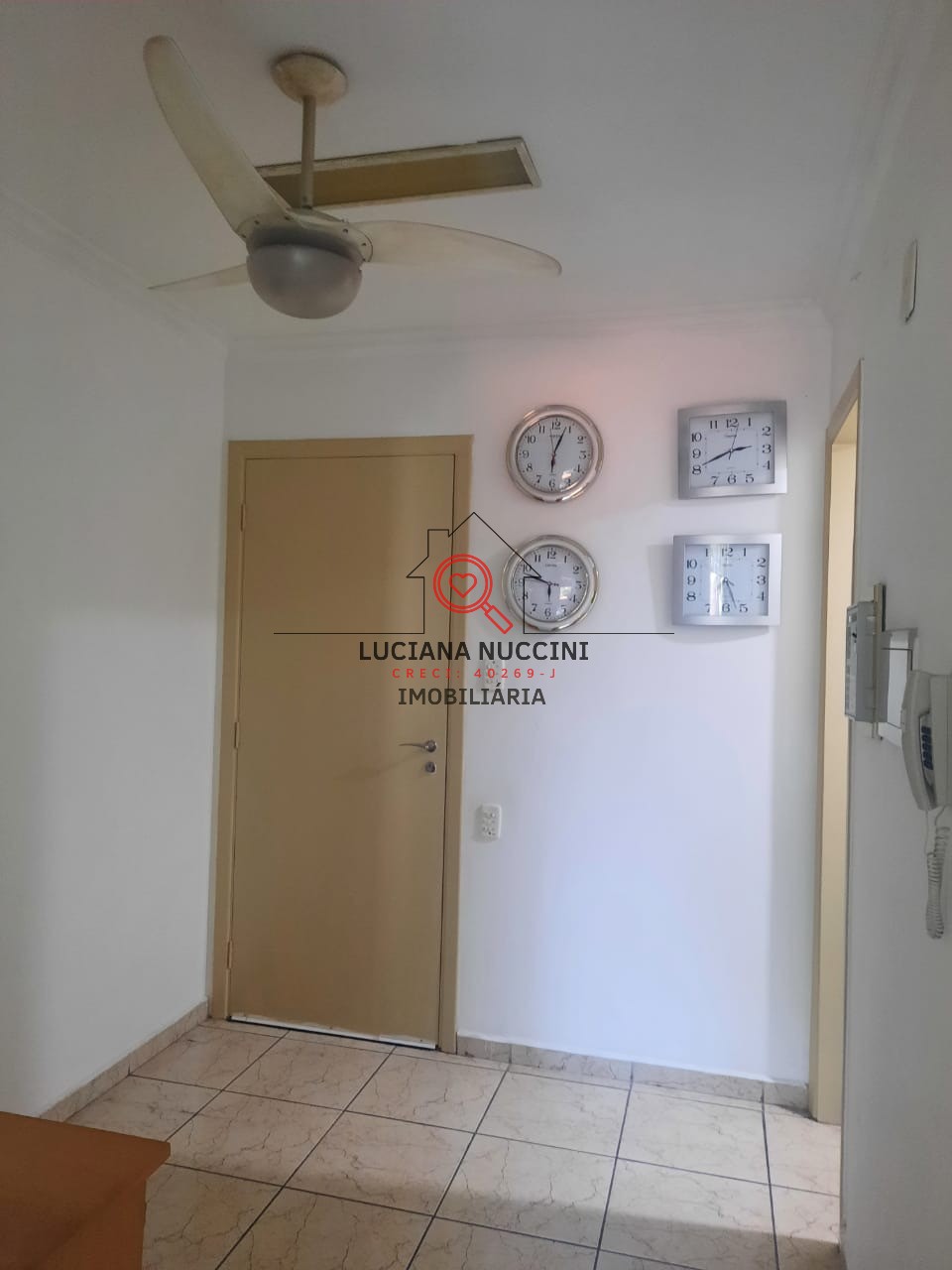 Conjunto comercial para locação na Vila Nova Conceição, São Paulo-SP: 2 banheiros, 3 vagas de garagem, 63m² de área.