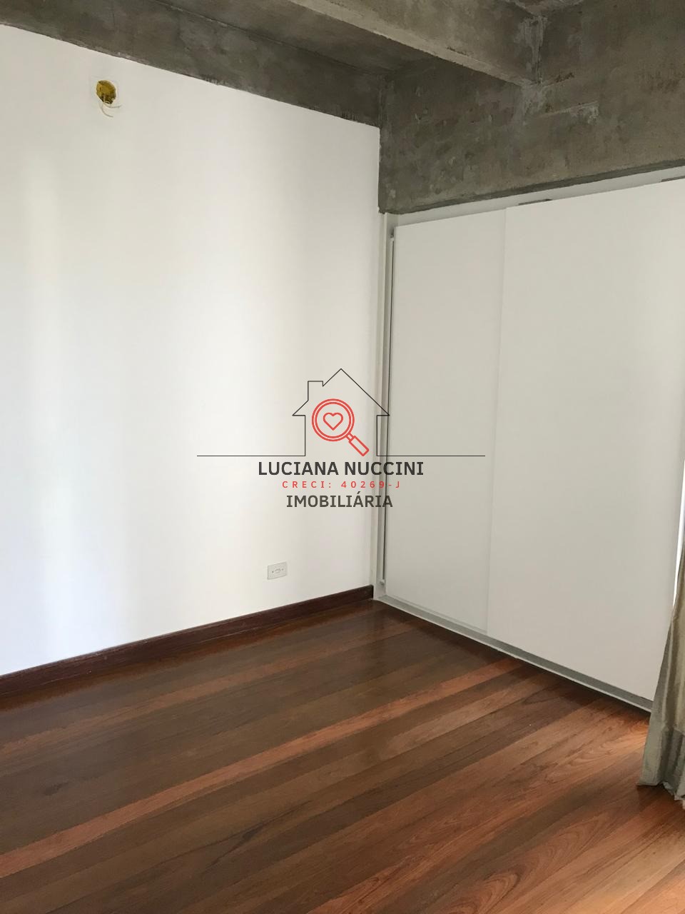 Apartamento de Luxo no Jardim Paulista: 3 Quartos, 1 Suíte, 147m² - Venda ou Locação em São Paulo-SP