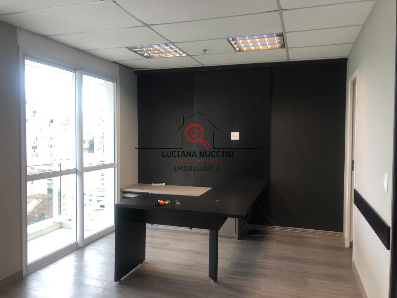 Oportunidade única: Sala comercial à venda em Pinheiros, SP - 1 sala, 2 banheiros, 1 vaga, 42m². Invista já!