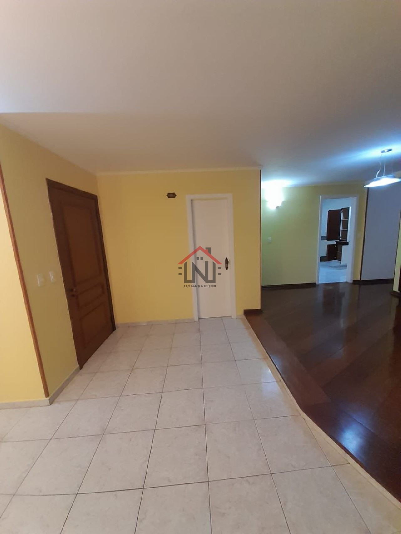 Apartamento de 3 quartos com suíte, 2 banheiros e 2 vagas de garagem em São João Clímaco, São Paulo!