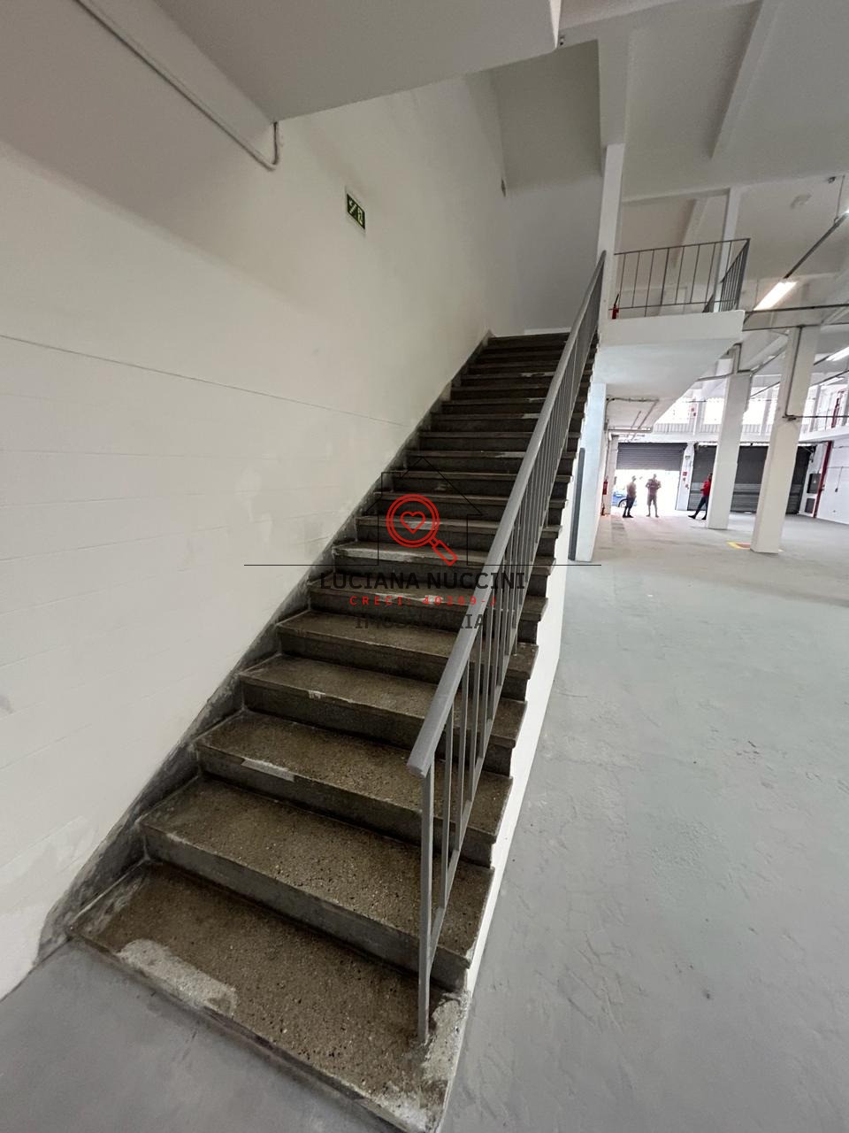 Conjunto Comercial para Locação em São Paulo-SP, Mirandópolis: 3 banheiros, 1.300 m² de Área.
