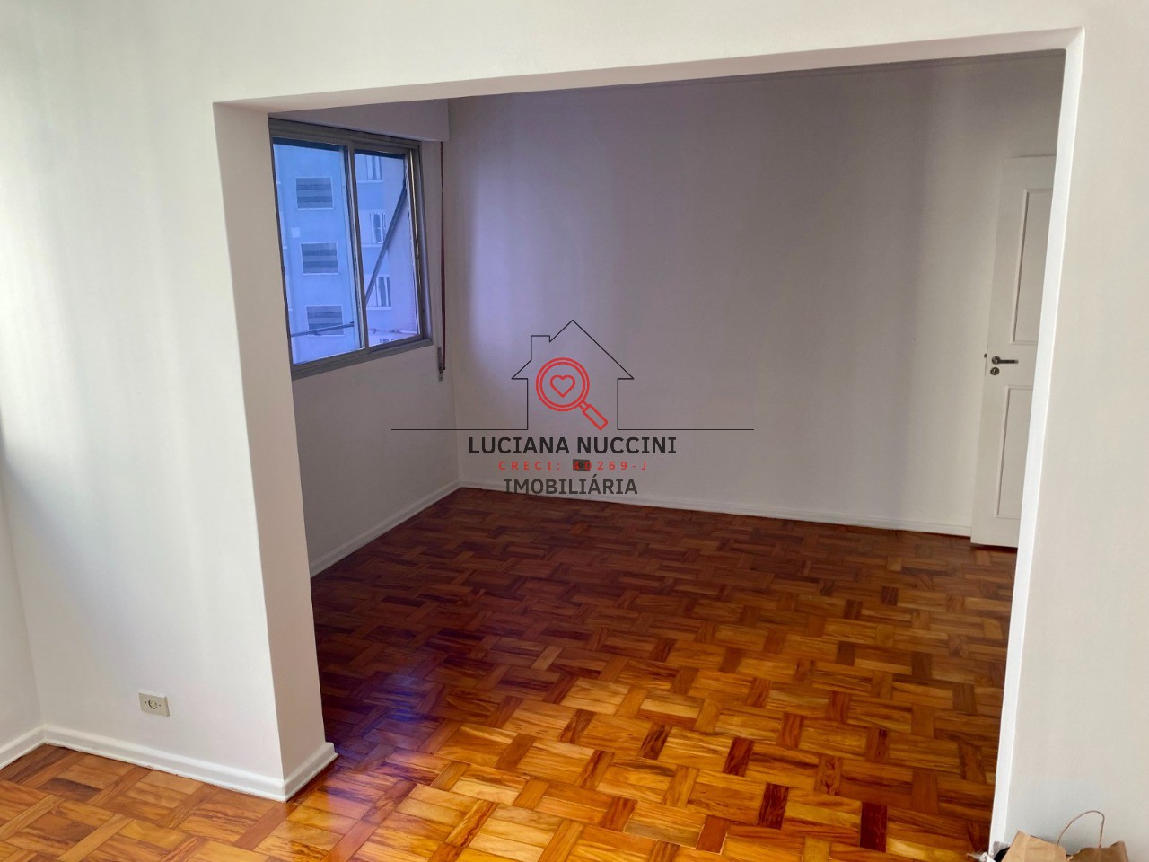 Apartamento à venda no Itaim Bibi: 1 quarto, 1 banheiro, 1 vaga de garagem, 87m² - São Paulo-SP