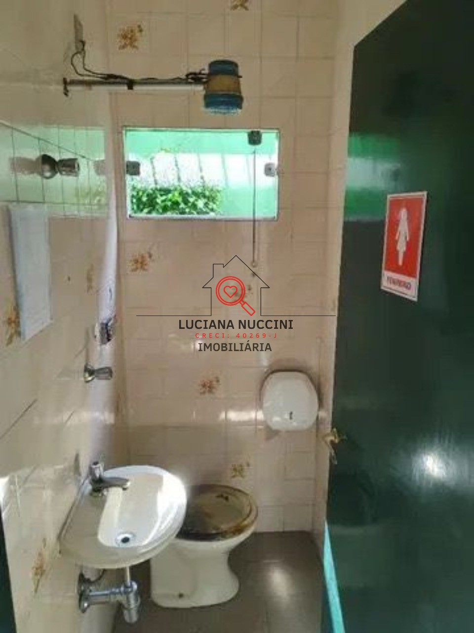 Conjunto Comercial para Locação na Saúde, São Paulo-SP: Espaço de 160m² para o Sucesso do seu Negócio!