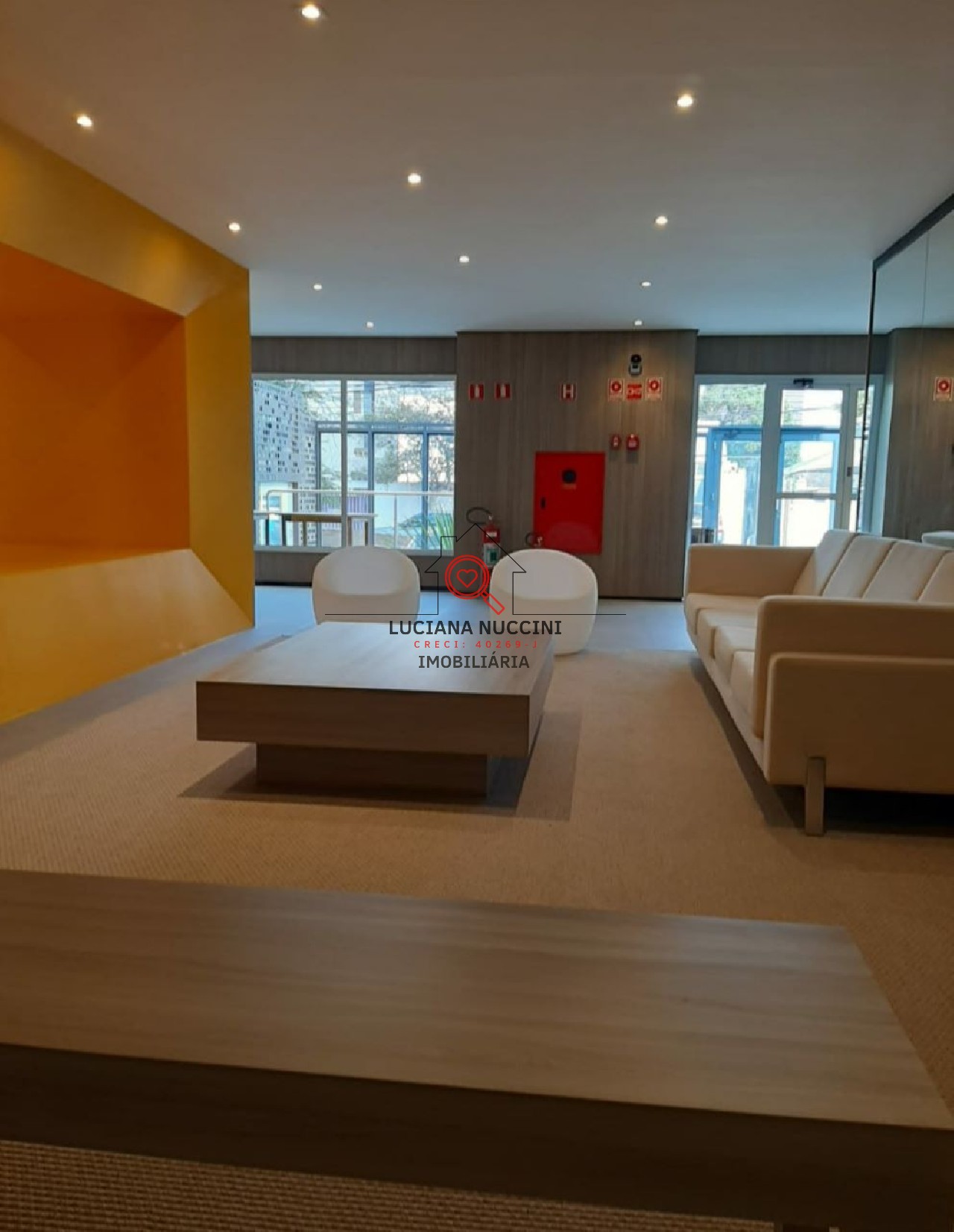 Studio à venda em Pinheiros, São Paulo-SP: 1 quarto, 1 sala, 1 banheiro, 1 vaga de garagem, 30m² de área. Venha conferir!