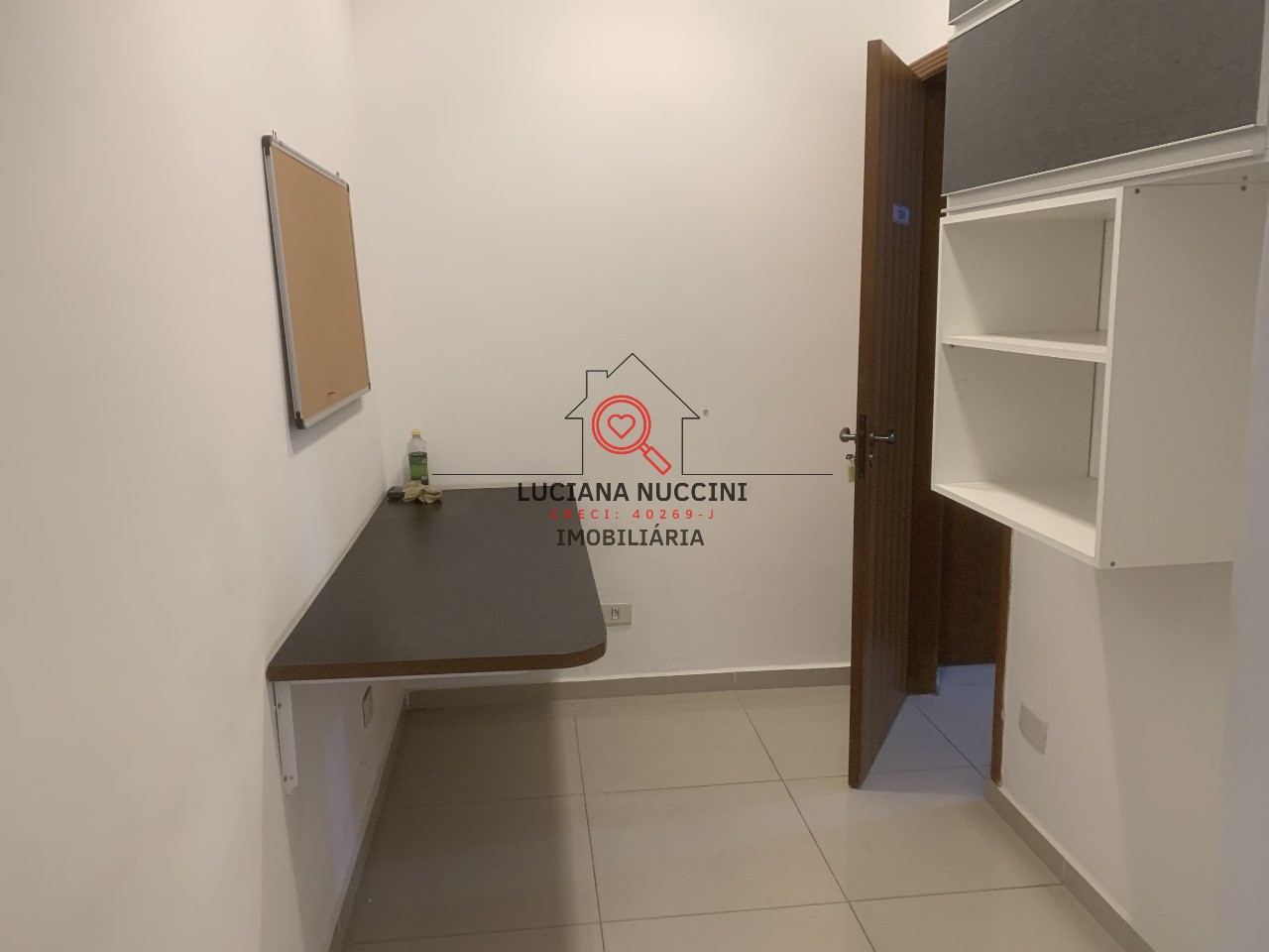 Conjunto Comercial à Venda ou Locação na Bela Vista, São Paulo-SP: 3 Salas, 2 Banheiros, 1 Vaga de Garagem, 108,05m² de Área