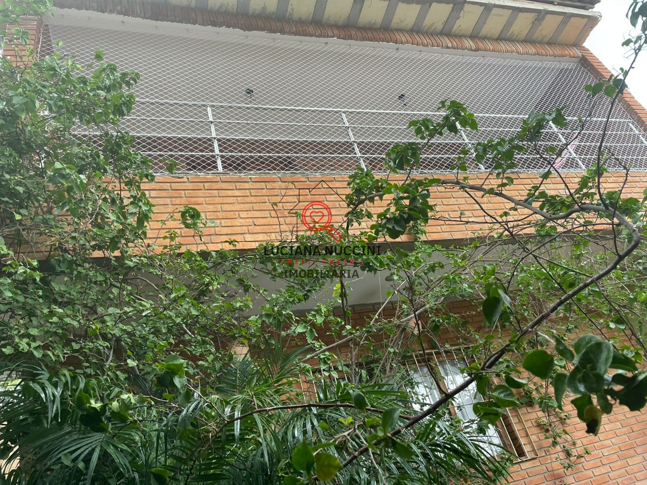 Venda de Casa de 5 Quartos na Vila Carioca, São Paulo-SP: 250m², 5 Banheiros - Imperdível!