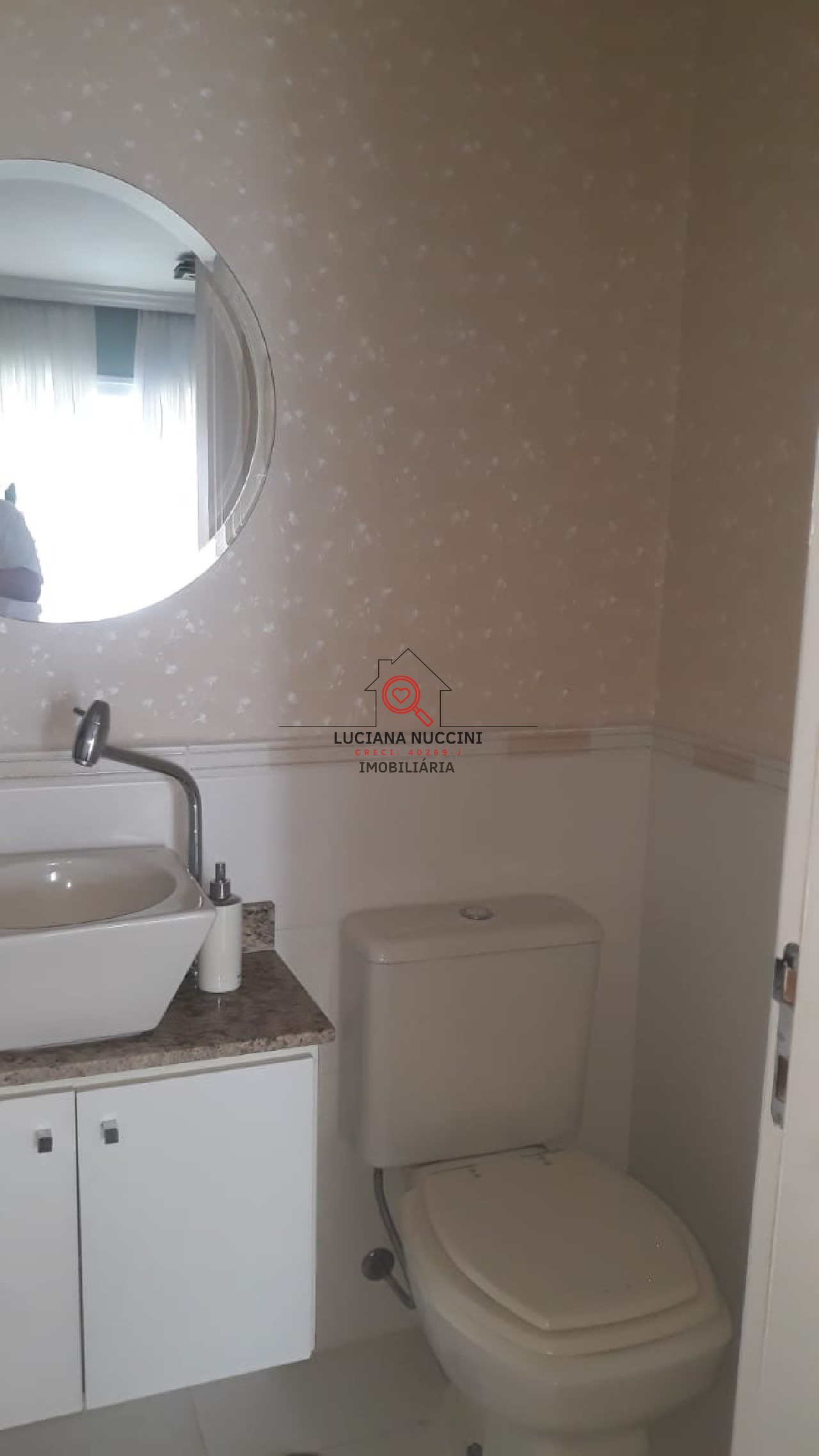 Apartamento de luxo com 3 suítes e 4 vagas na Vila Monumento, São Paulo-SP! 141m² de sofisticação e conforto.