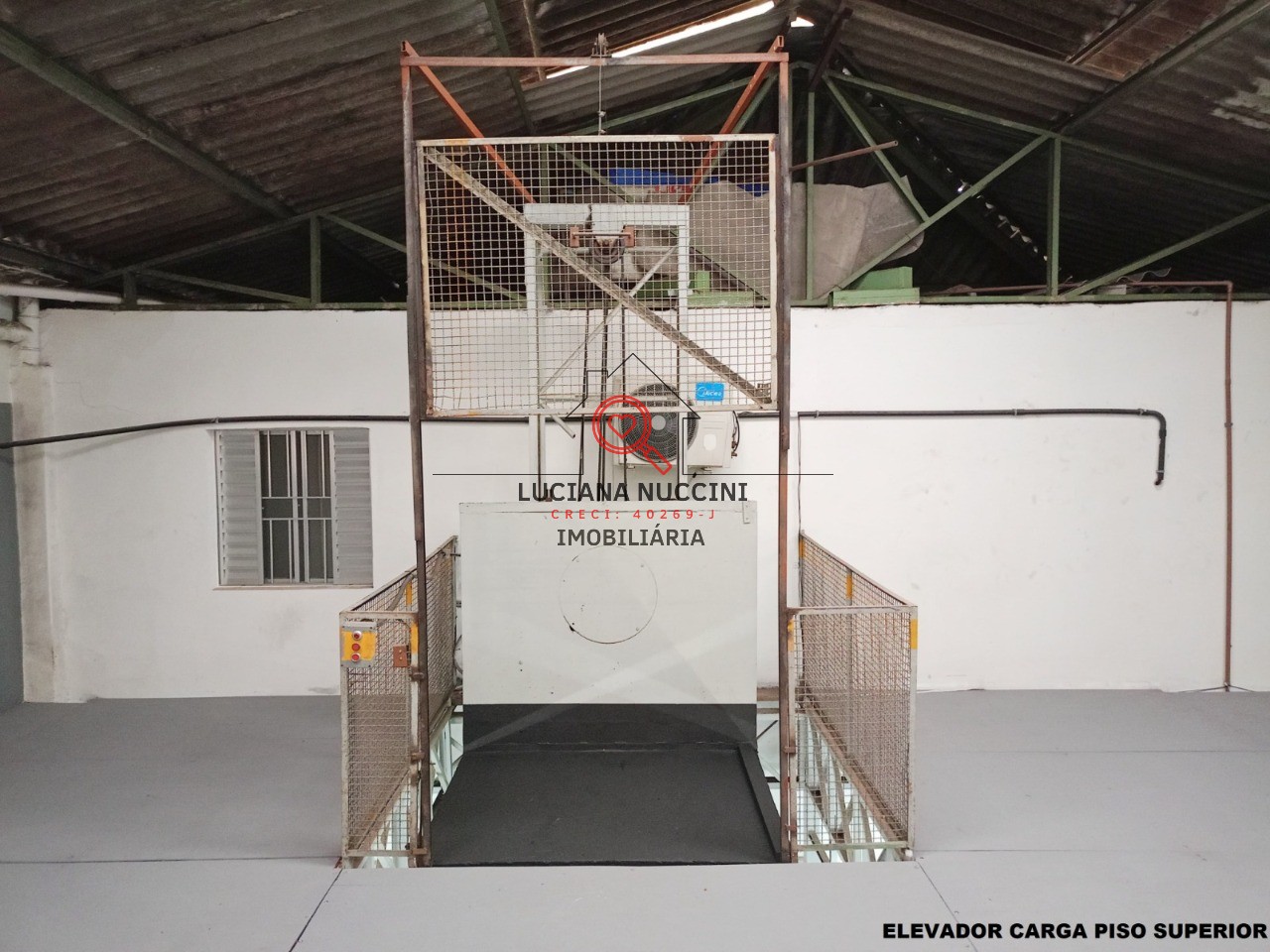 Oportunidade imperdível: galpão comercial de 700m² à venda e