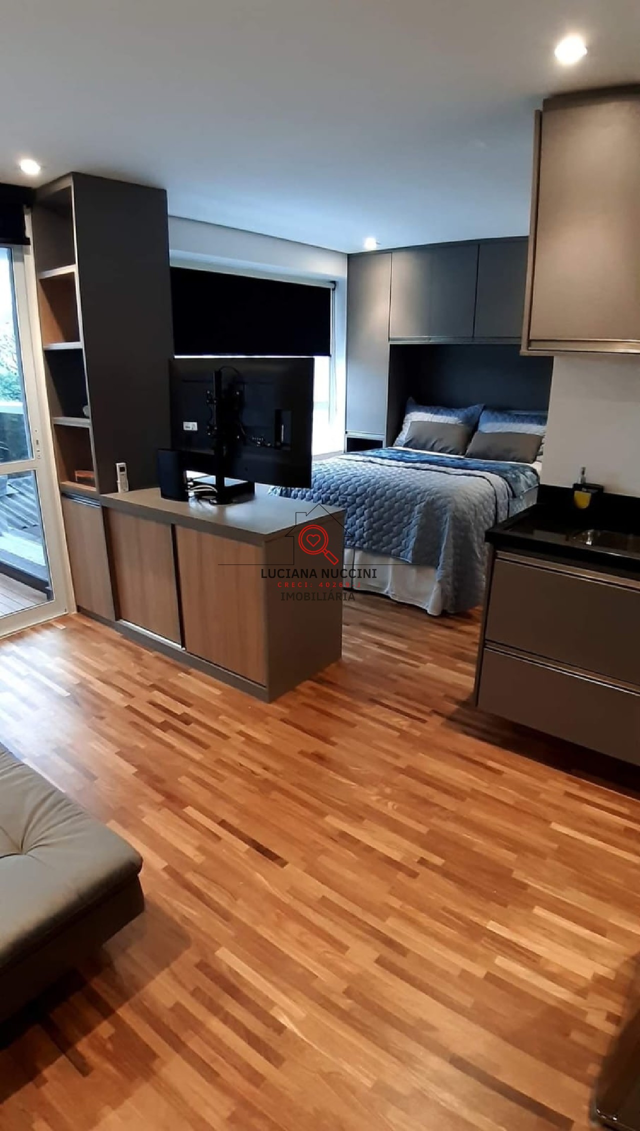 Studio à venda em Pinheiros, São Paulo-SP: 1 quarto, 1 sala, 1 banheiro, 1 vaga de garagem, 30m² de área. Venha conferir!