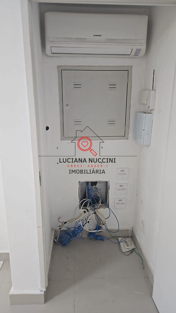 Casa de 244m² com 9 salas e 7 vagas de garagem no Jardim Paulista em São Paulo: Venda ou Locação!
