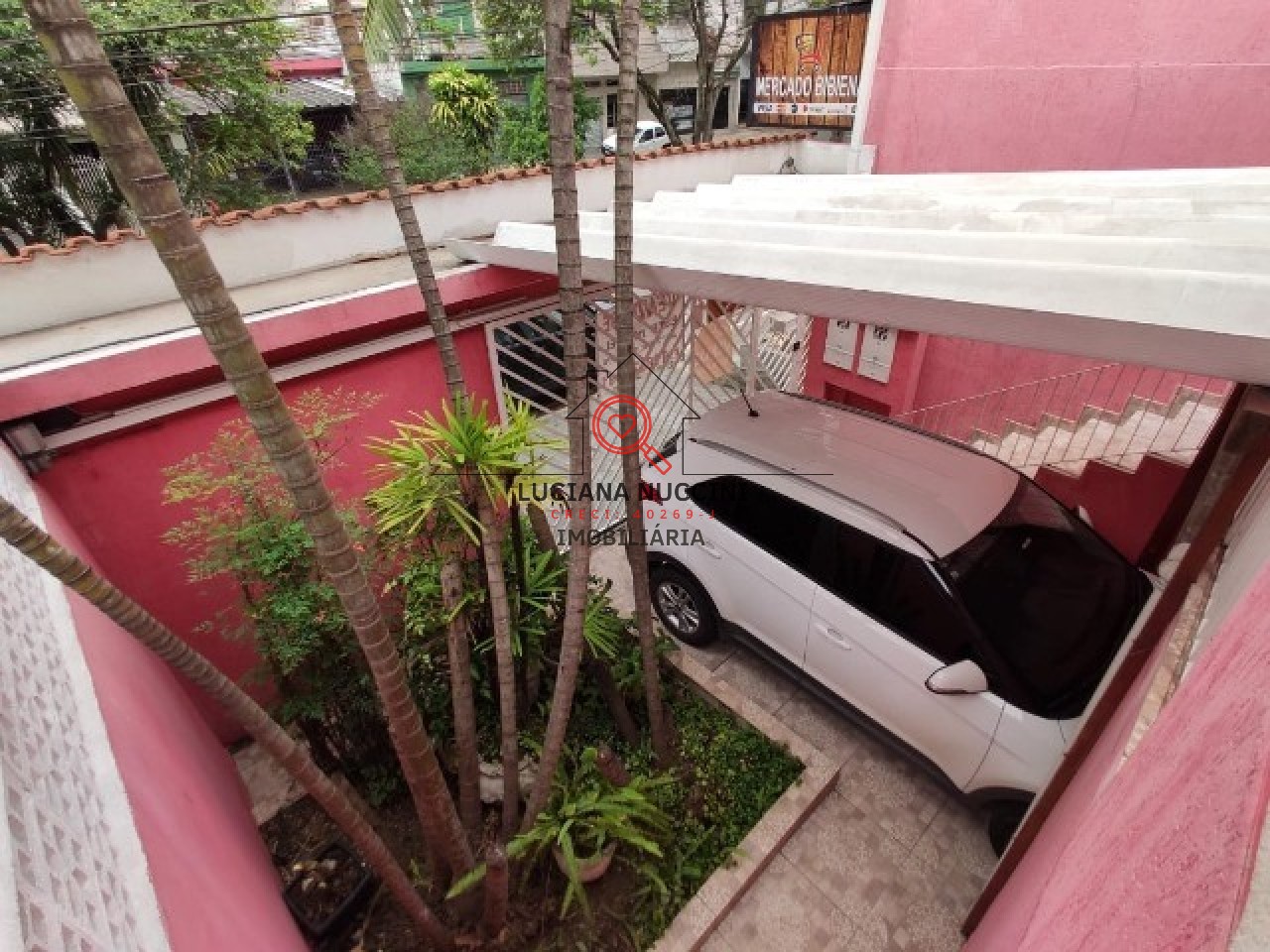 Casa à venda em São Paulo-SP, Vila Liviero: 2 quartos, 1 sala, 1 banheiro, 2 vagas de garagem, 154m² de área. Confira!