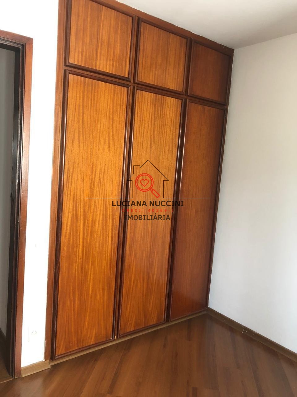 Apartamento para locação em Moema, São Paulo-SP: Espaço amplo e acolhedor