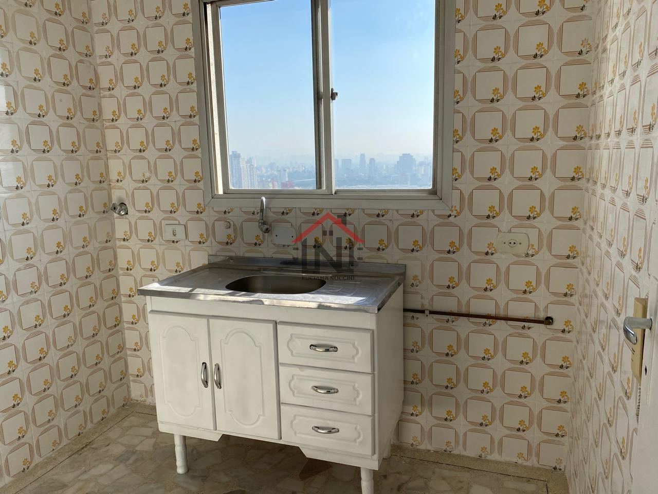 Apartamento à venda ou locação em São Paulo-SP, Cambuci: 1 quarto, 1 banheiro, 1 vaga, 50m² de área. Agende sua visita!