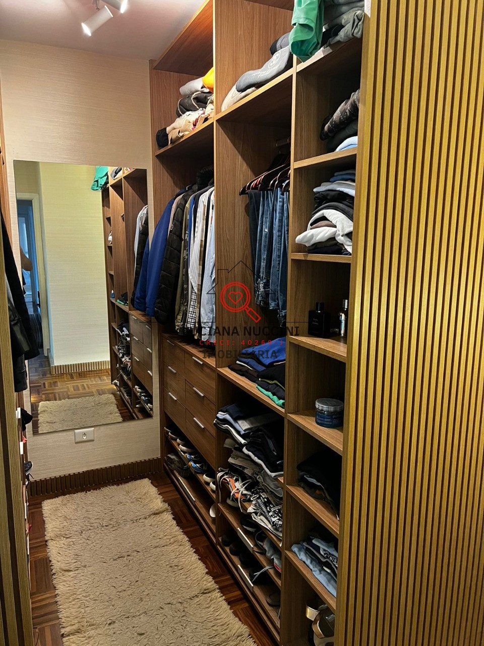 Apartamento de luxo à venda ou para locação em Indianópolis, São Paulo-SP: 3 quartos, 3 suítes, 2 salas, 3 vagas, 179m²