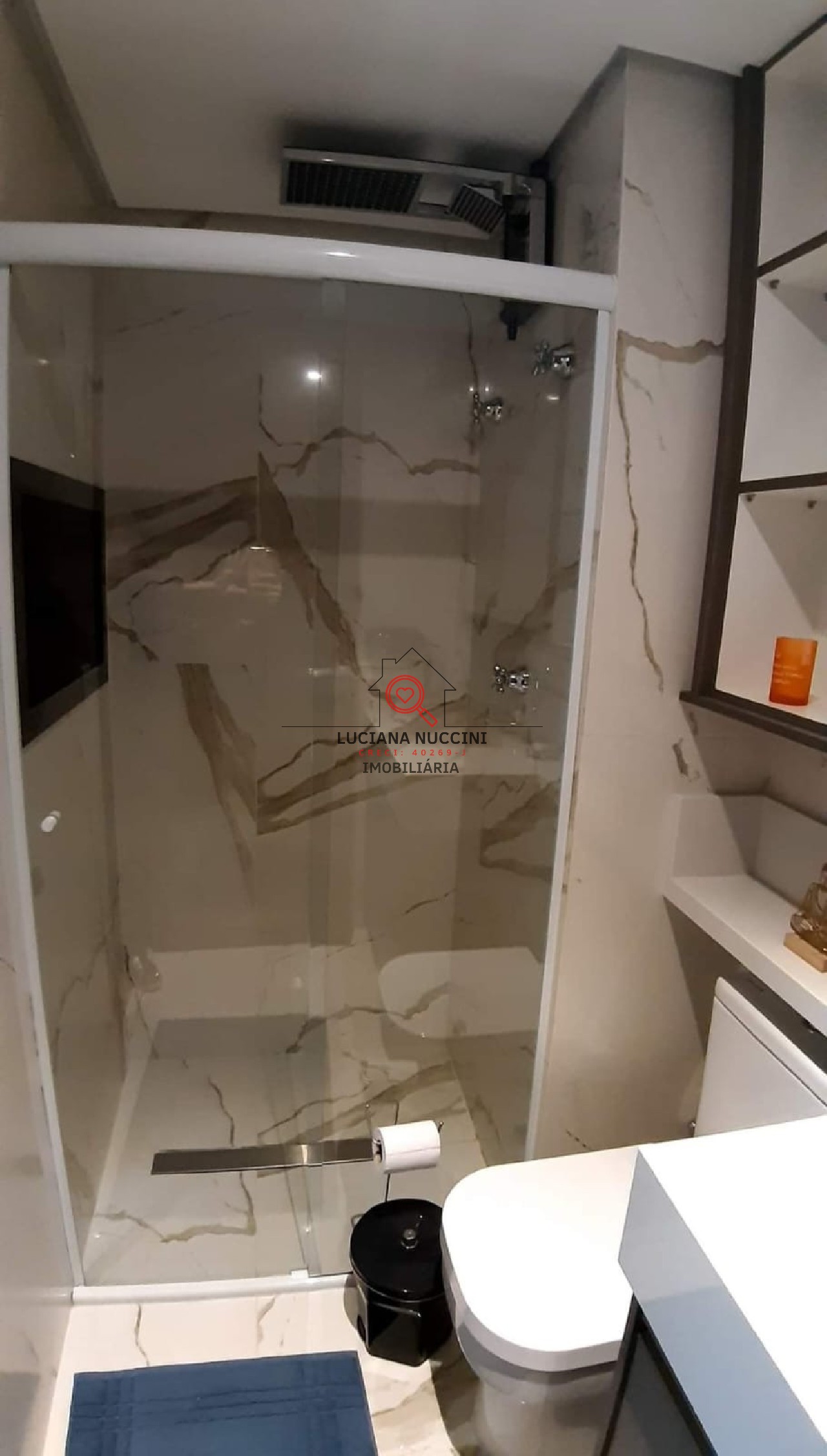 Studio à venda em Pinheiros, São Paulo-SP: 1 quarto, 1 sala, 1 banheiro, 1 vaga de garagem, 30m² de área. Venha conferir!