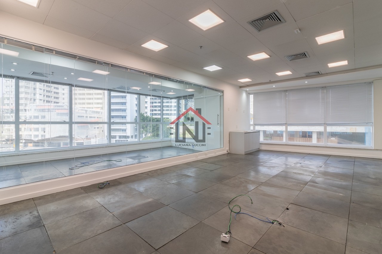 Conjunto Comercial de Alto Padrão para Locação em São Paulo-SP, Butantã: 2 Salas, 2 Banheiros, 12 Vagas, 296m².