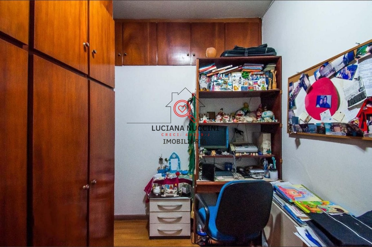 Casa à venda em São Paulo-SP, bairro Ipiranga, 3 quartos, 2 banheiros, 2 vagas de garagem, 132,00 m² de área!