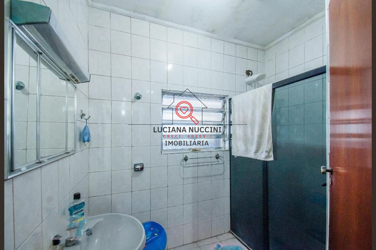 Casa à venda em São Paulo-SP, bairro Ipiranga, 3 quartos, 2 banheiros, 2 vagas de garagem, 132,00 m² de área!