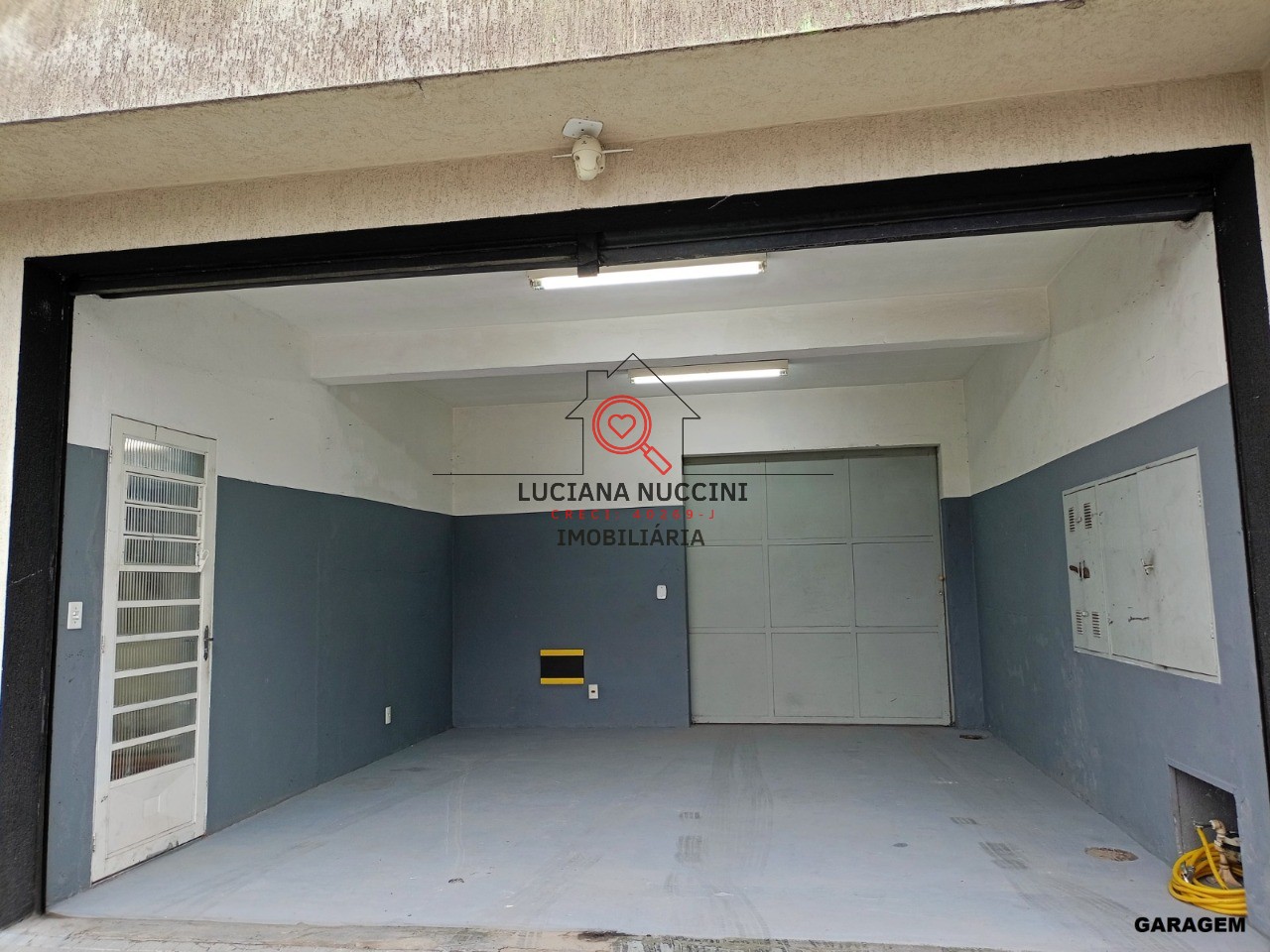 Oportunidade imperdível: Galpão comercial de 700m² à venda em São Paulo-SP, no bairro Cursino!