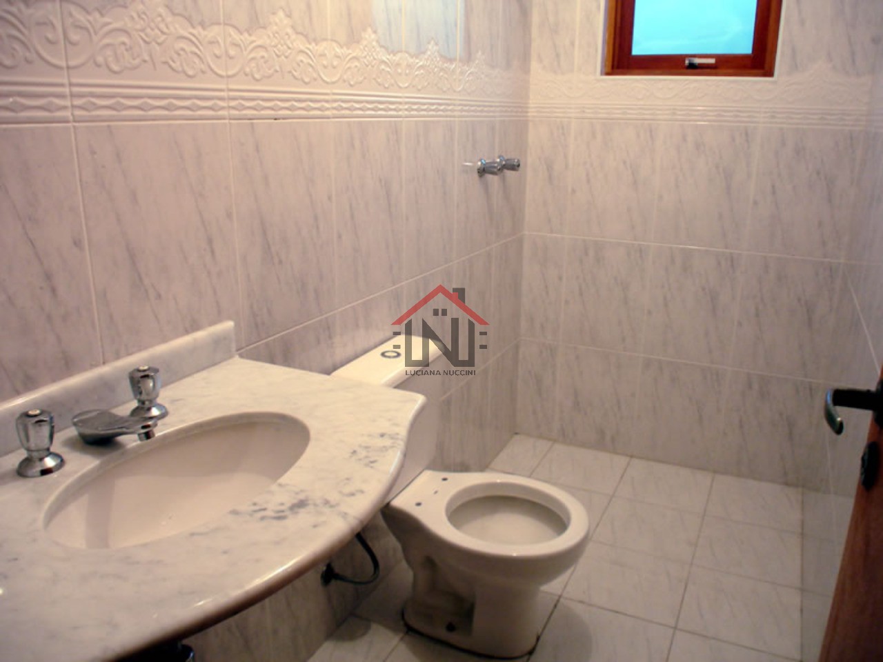 Confira essa incrível casa à venda em são paulo-sp, na vila 