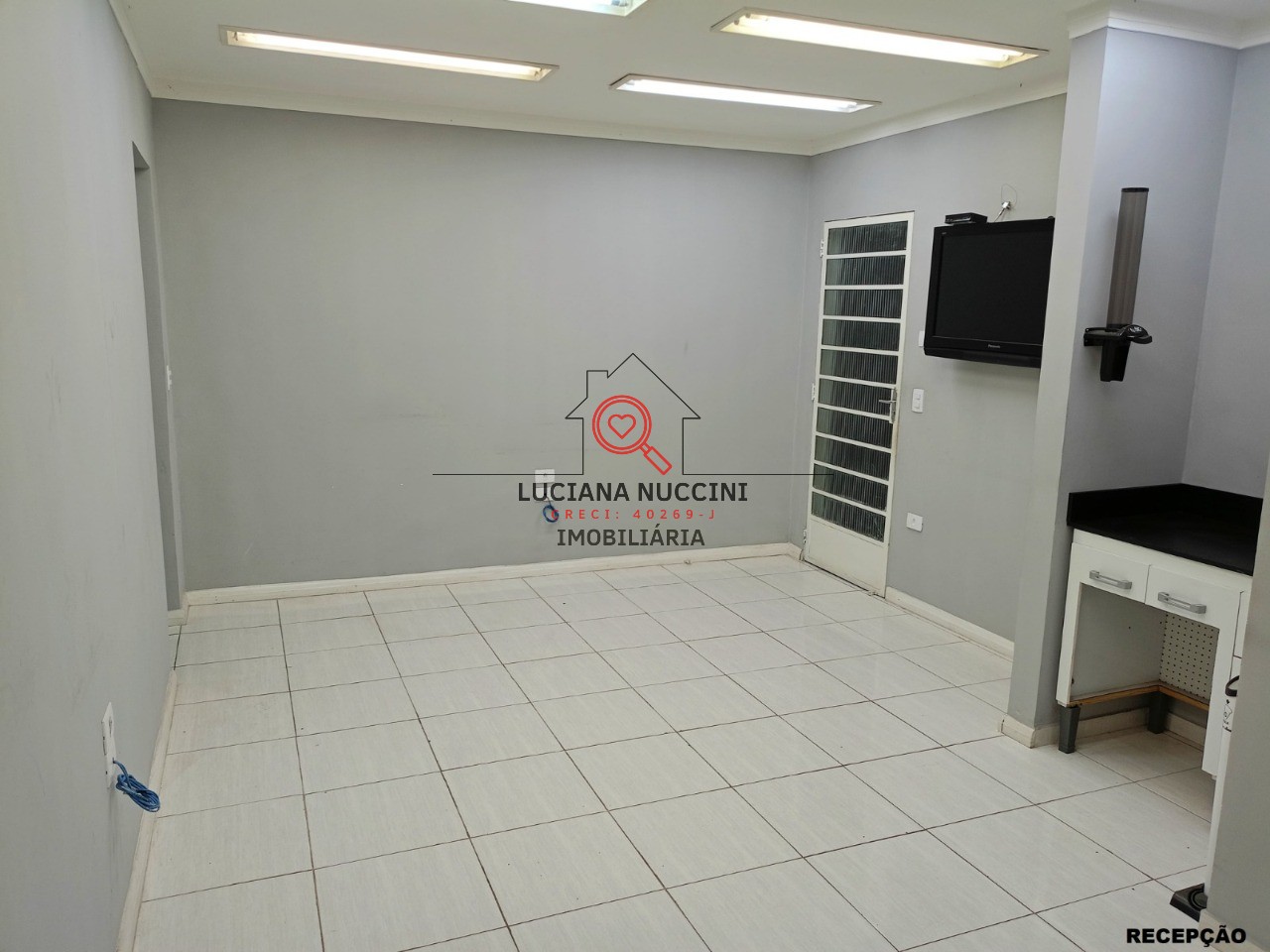 Oportunidade imperdível: Galpão comercial de 700m² à venda em São Paulo-SP, no bairro Cursino!