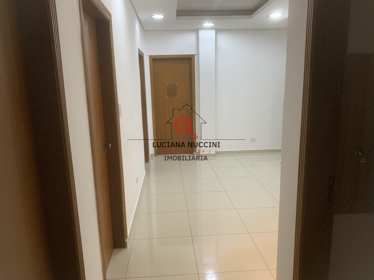 Conjunto Comercial à Venda ou Locação na Bela Vista, São Paulo-SP: 3 Salas, 2 Banheiros, 1 Vaga de Garagem, 108,05m² de Área