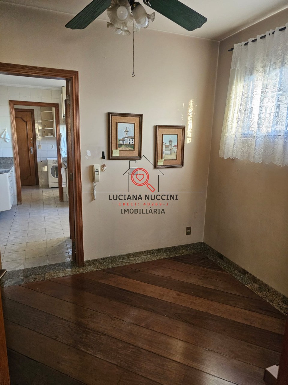 Apartamento à venda em Indianópolis, São Paulo-SP: 4 vagas de garagem e 200m² de área.