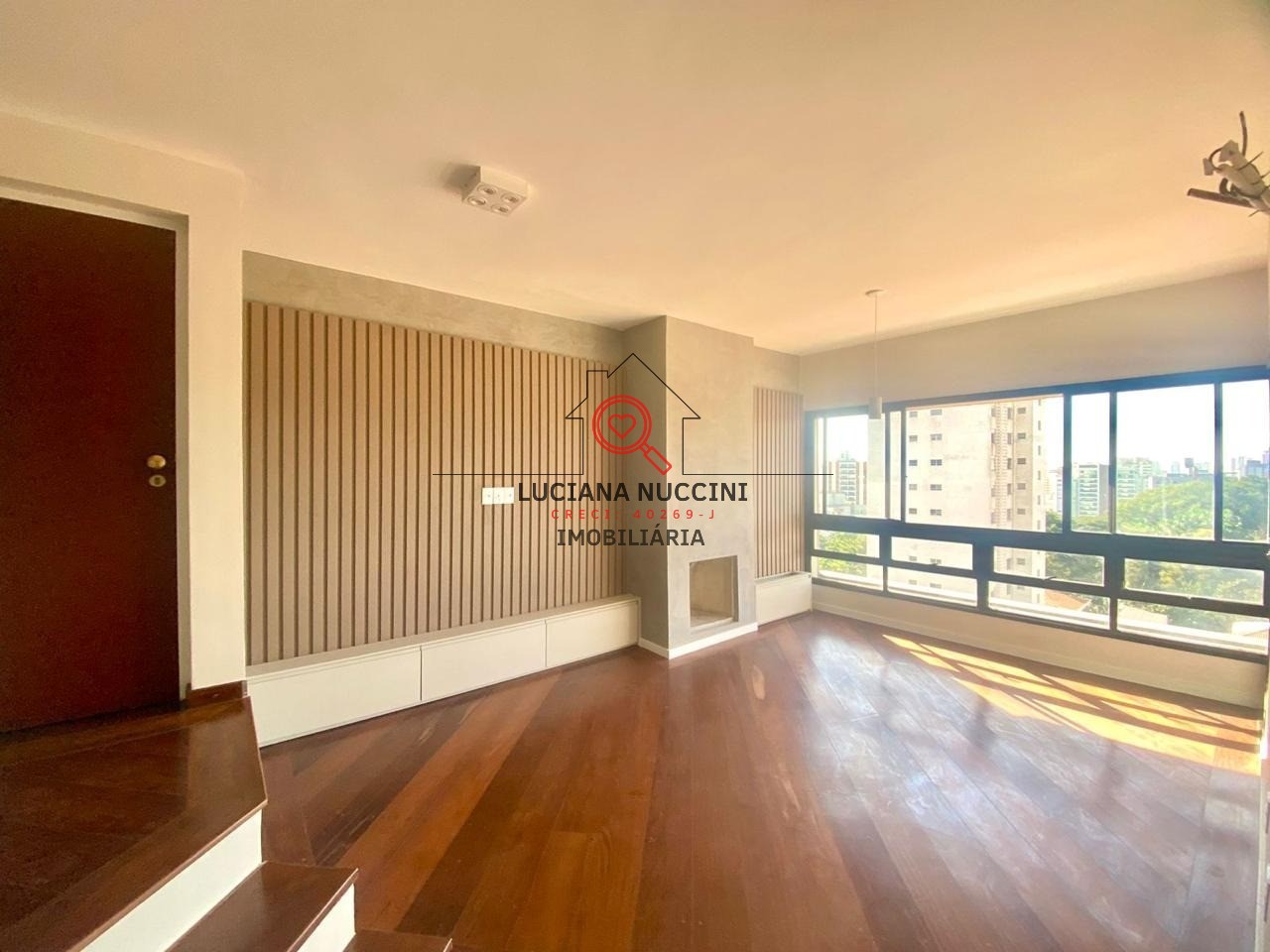 Cobertura de Luxo na Vila Mariana: 3 Quartos, 1 Suíte, 3 Banheiros, 3 Vagas de Garagem, 377m² de Pura Elegância em SP