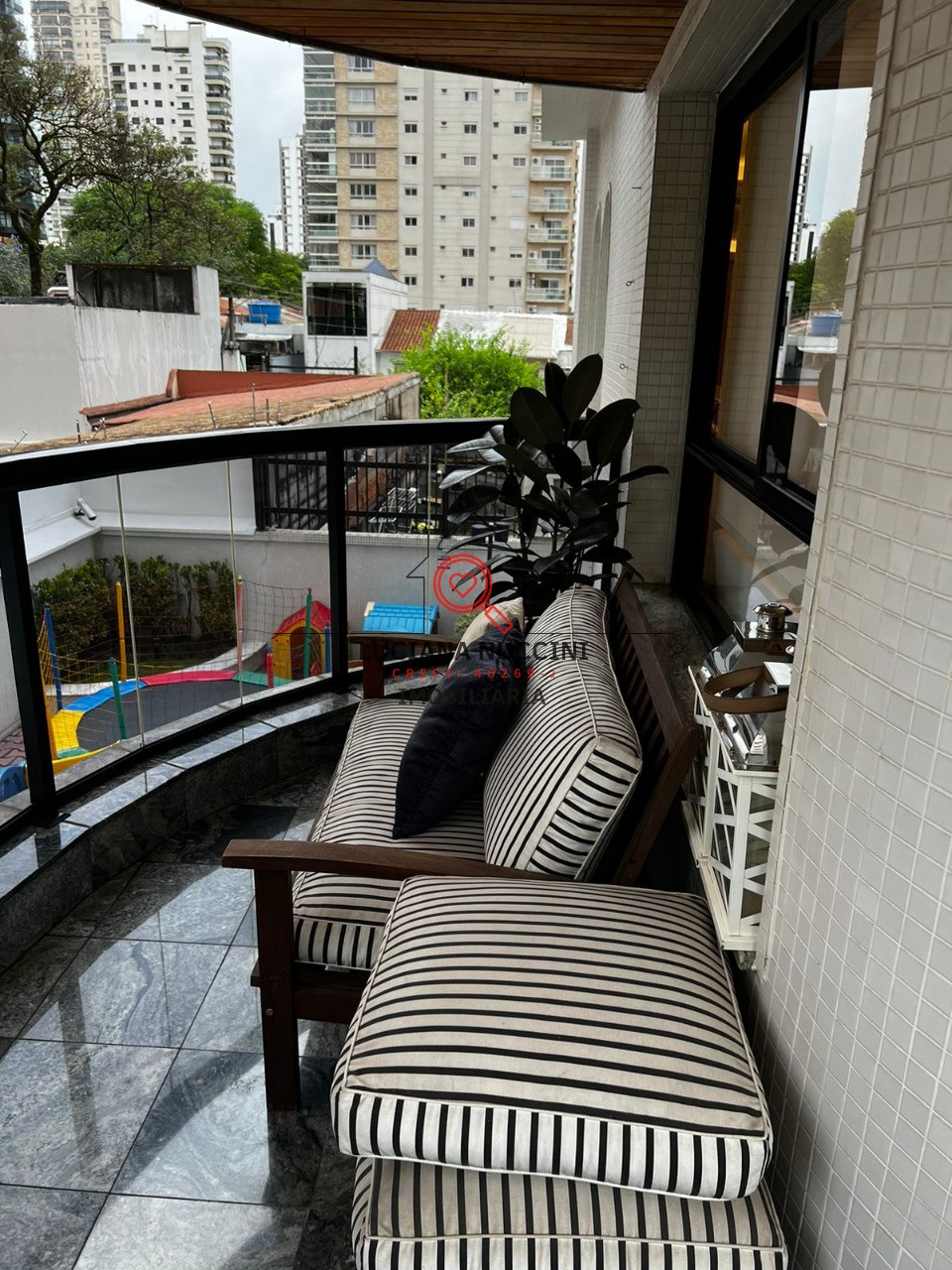 Apartamento de luxo à venda ou para locação em Indianópolis, São Paulo-SP: 3 quartos, 3 suítes, 2 salas, 3 vagas, 179m²