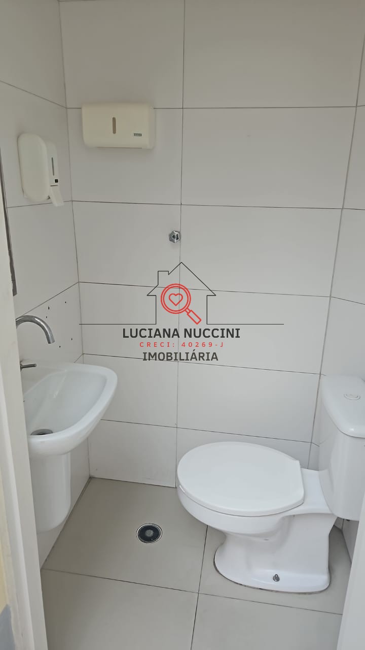 Casa de 244m² com 9 salas e 7 vagas de garagem no Jardim Paulista em São Paulo: Venda ou Locação!