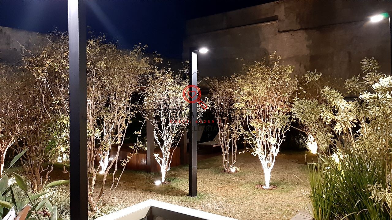 Studio à venda em Pinheiros, São Paulo-SP: 1 quarto, 1 sala, 1 banheiro, 1 vaga de garagem, 30m² de área. Venha conferir!