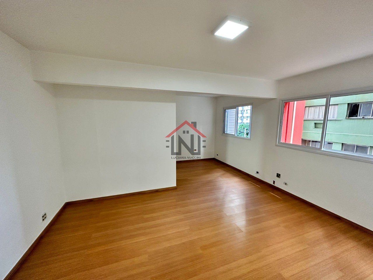 Apartamento à Venda na Vila Mariana - 1 Dormitório e Vaga de Garagem