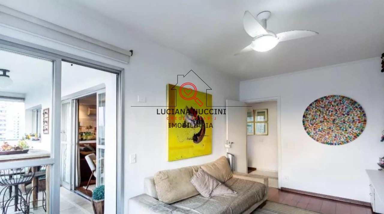 Apartamento à venda em Moema - SP: 4 quartos, 3 suítes, 4 vagas e 240m² de área! Venha conferir!