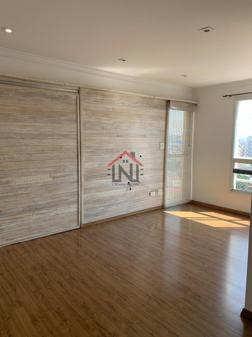 Apartamento à venda em Mirandópolis, São Paulo-SP: 1 quarto, 1 sala, 1 banheiro, 1 vaga de garagem, 40m².