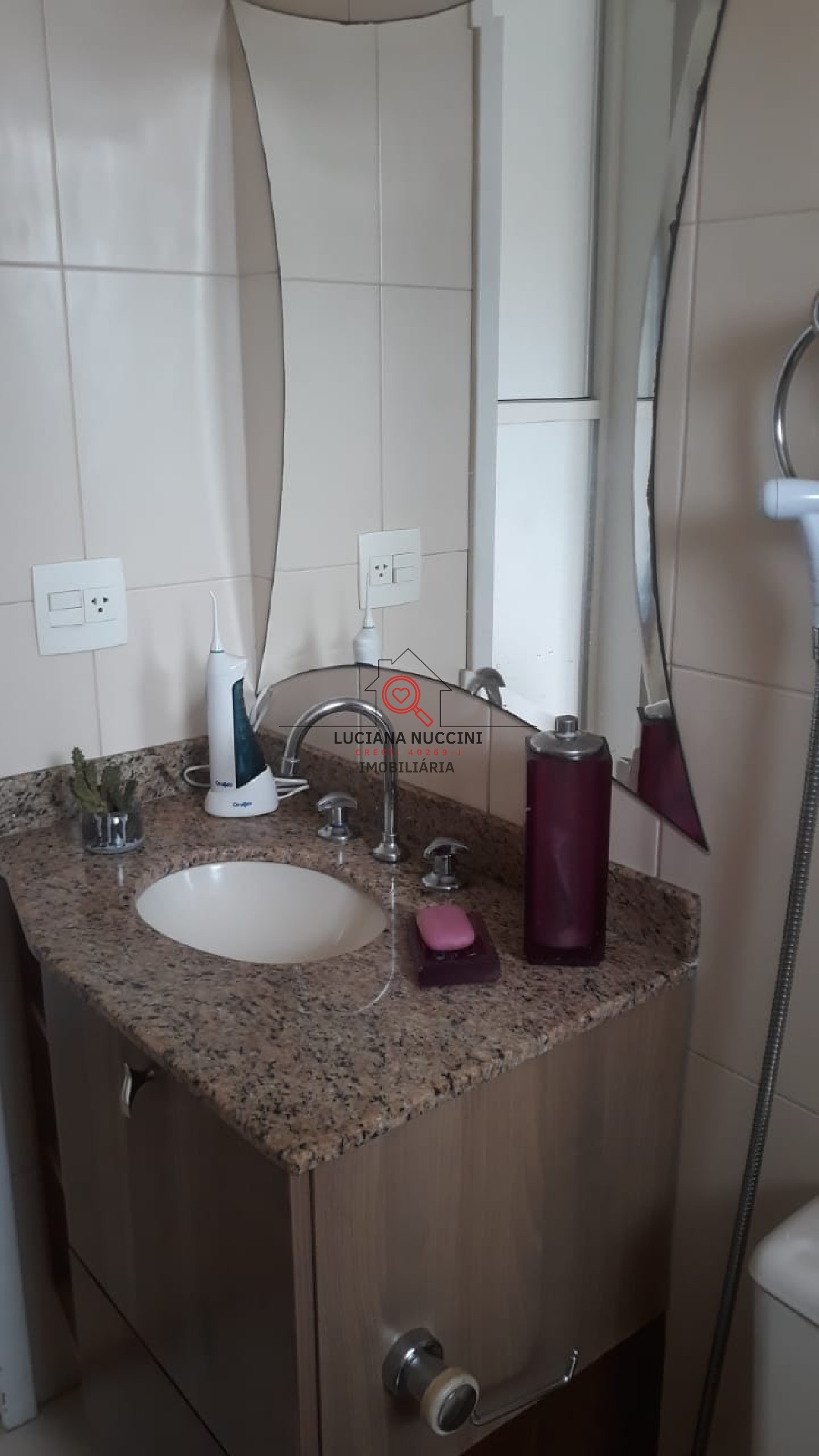 Apartamento de luxo com 3 suítes e 4 vagas na Vila Monumento, São Paulo-SP! 141m² de sofisticação e conforto.
