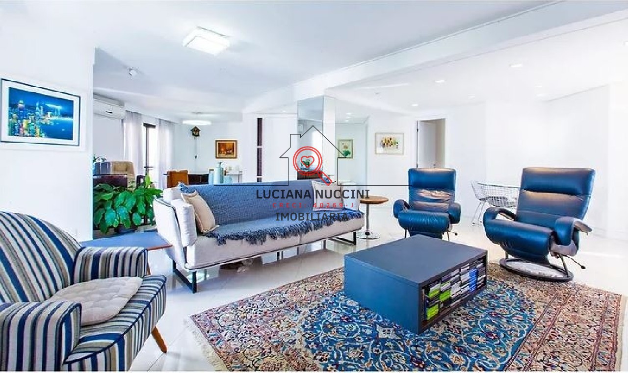 Elegante Apartamento de 4 Suítes com Área de Lazer