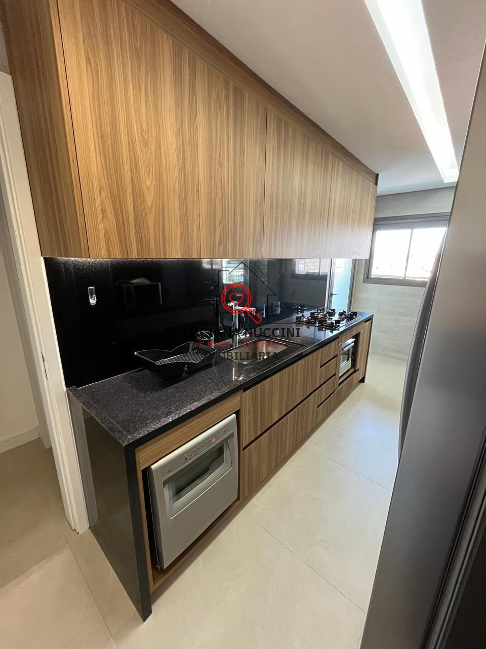 Apartamento de Luxo para Locação na Vila Clementino - São Paulo-SP: 3 Quartos, 3 Suítes, 2 Salas, 4 Banheiros.