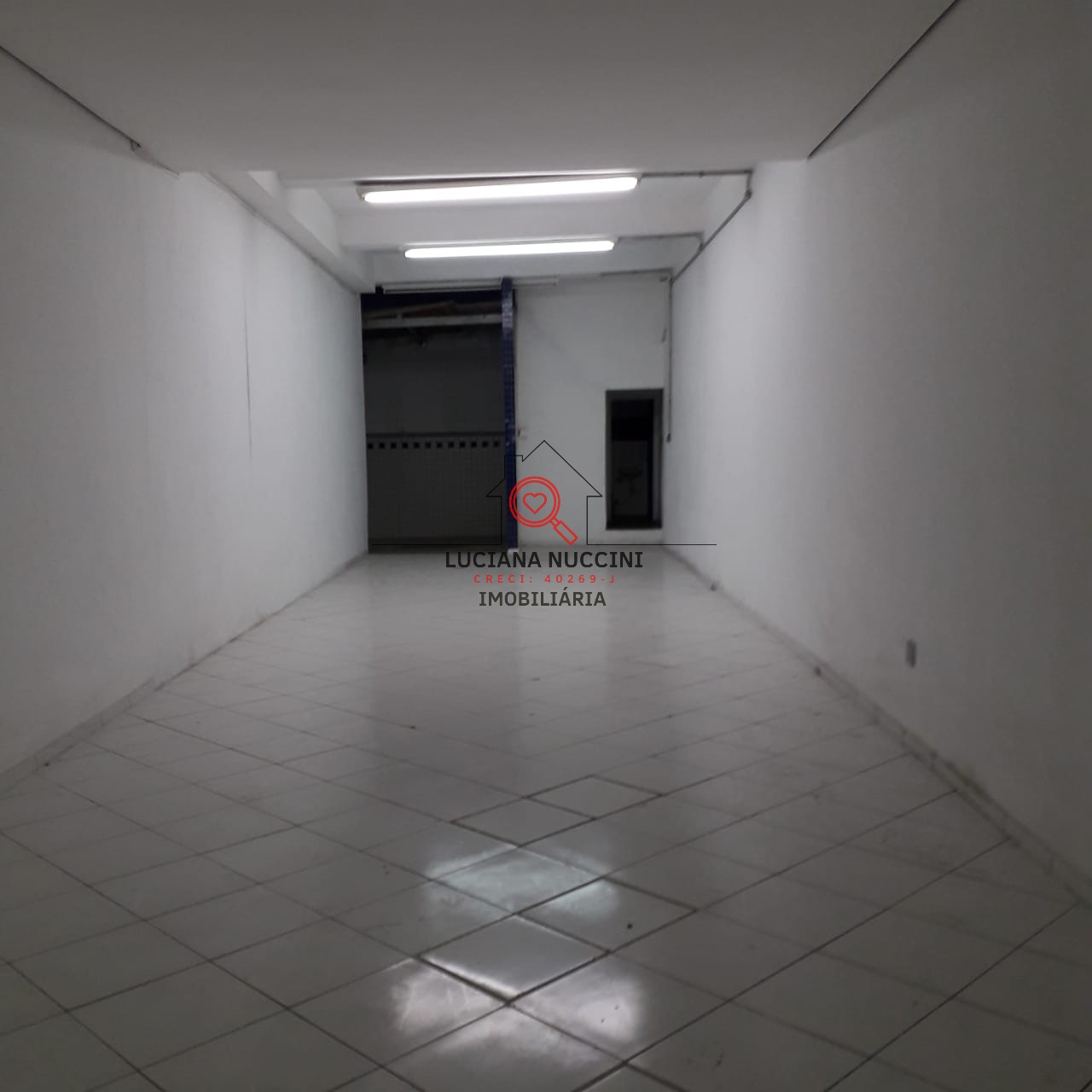 Ponto Comercial de Alto Padrão em Pinheiros: 320m², 1 Banheiro - Locação em São Paulo-SP