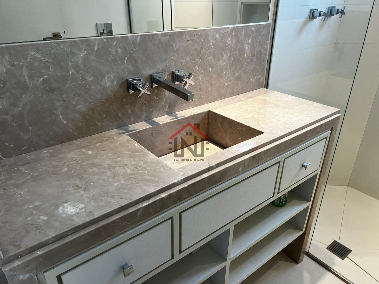 Apartamento de Luxo em Pinheiros: 2 quartos, 2 suítes, 2 salas, 2 vagas de garagem, 140m² de área! Venda ou Locação em São Paulo-SP!