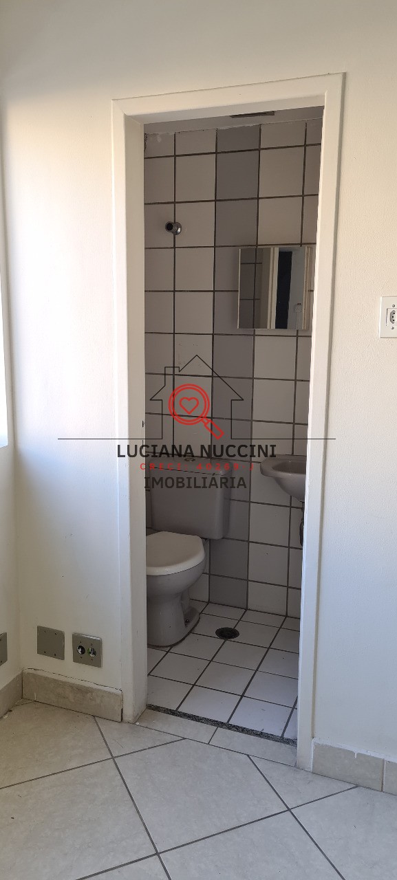 Conjunto Comercial para Locação na Vila Mariana, São Paulo-SP: 2 Salas, 2 Banheiros, 1 Vaga de Garagem, 30m² de Área.