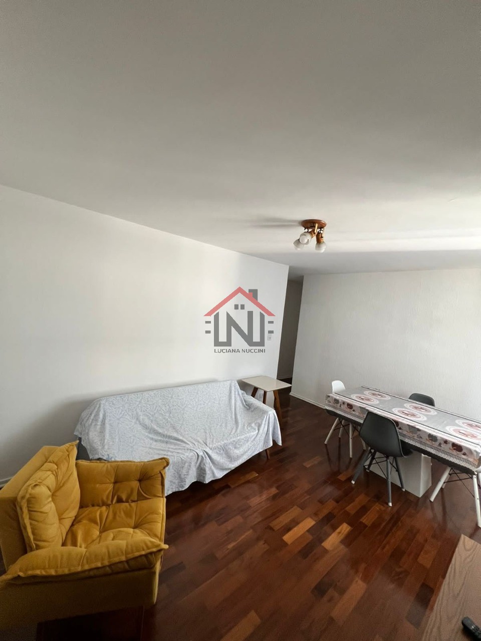 Apartamento para locação no bairro Paraíso em São Paulo-SP: 3 quartos, 1 suíte, 1 sala, 2 banheiros, 1 vaga, 110 m².