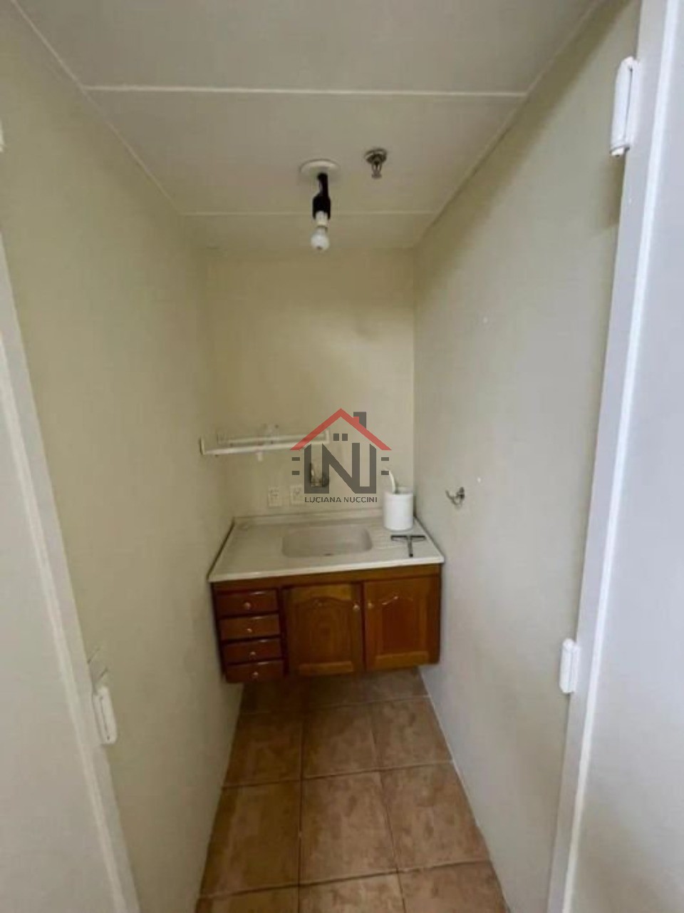 Sala Comercial para Locação em Jardim Paulista, São Paulo-SP: 2 Salas, 2 Banheiros, 1 Vaga de Garagem!